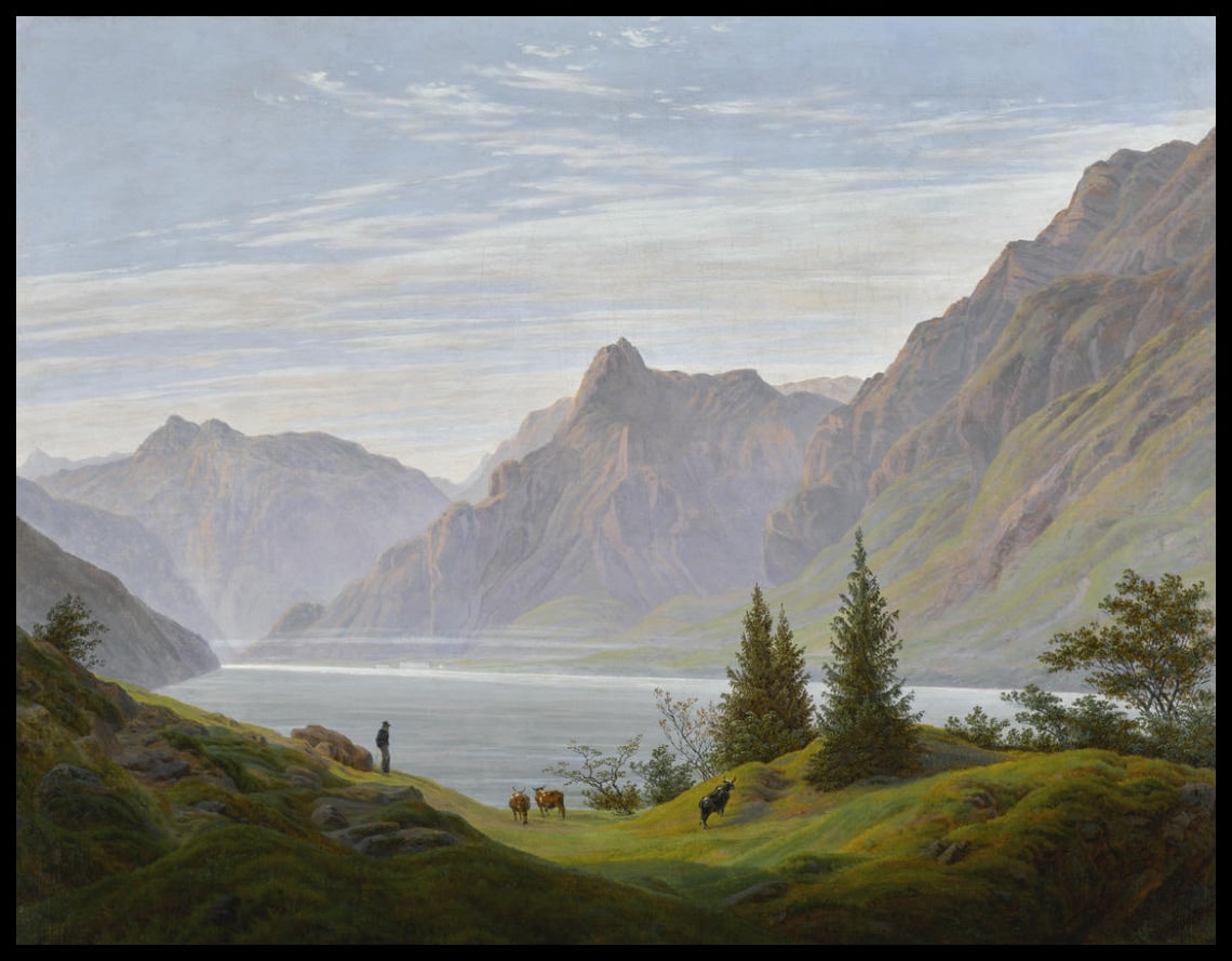 Ein Kunstdruck von einer steilen Berglandschaft mit einem Gebirgssee am Morgen