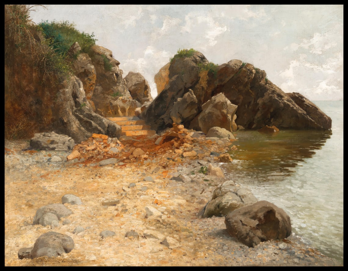 Rocky coast near Lovrano