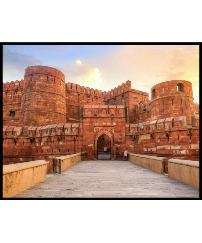 Ein Poster vom Agra Fort in Indien bei Sonnenuntergang.