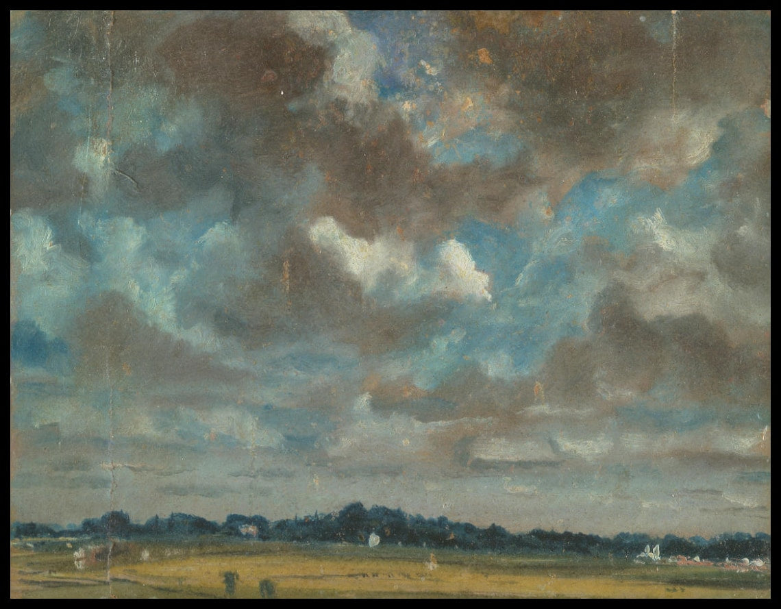 Paysage extensif avec nuages gris