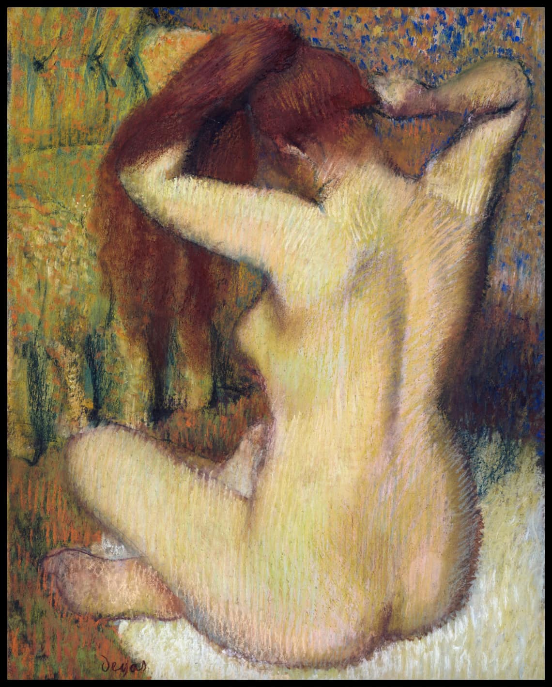 Femme se battant avec ses cheveux