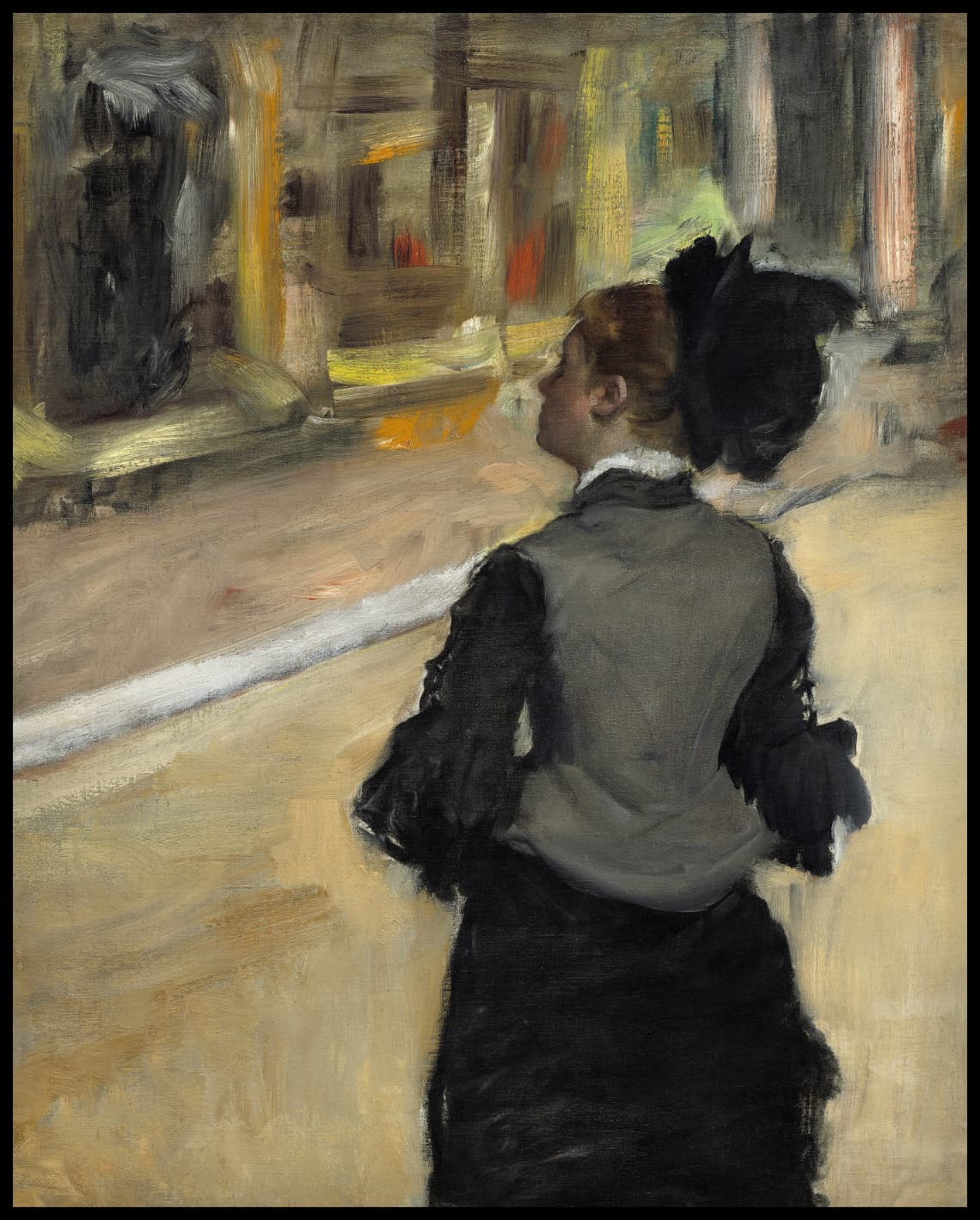 Femme vue de derrière (visite d'un musée)