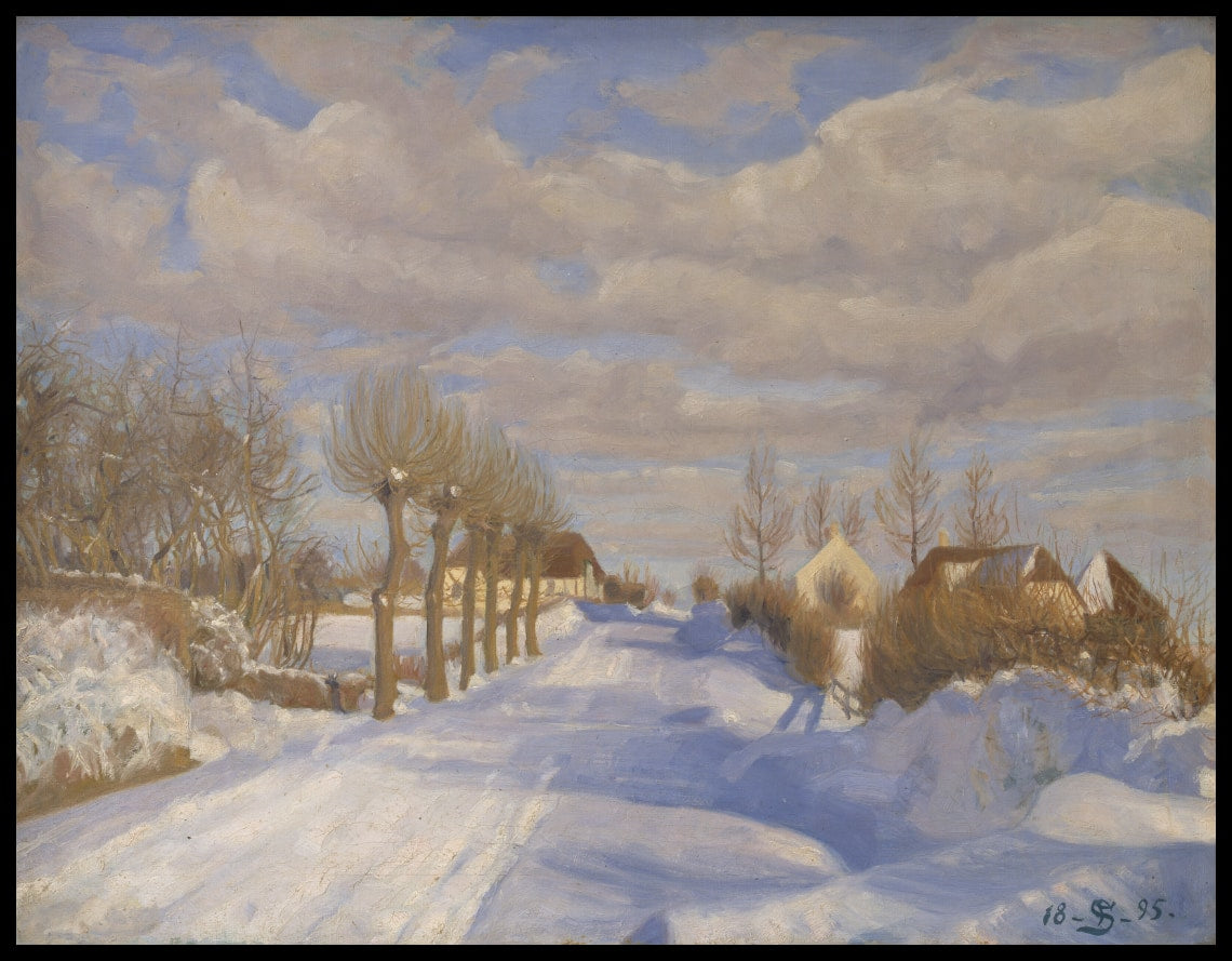 Highroad couverte de neige dans le soleil