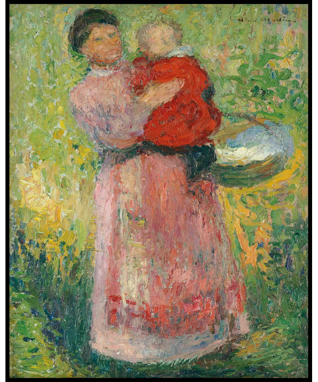 Femme portant dans ses bras un enfant en rouge