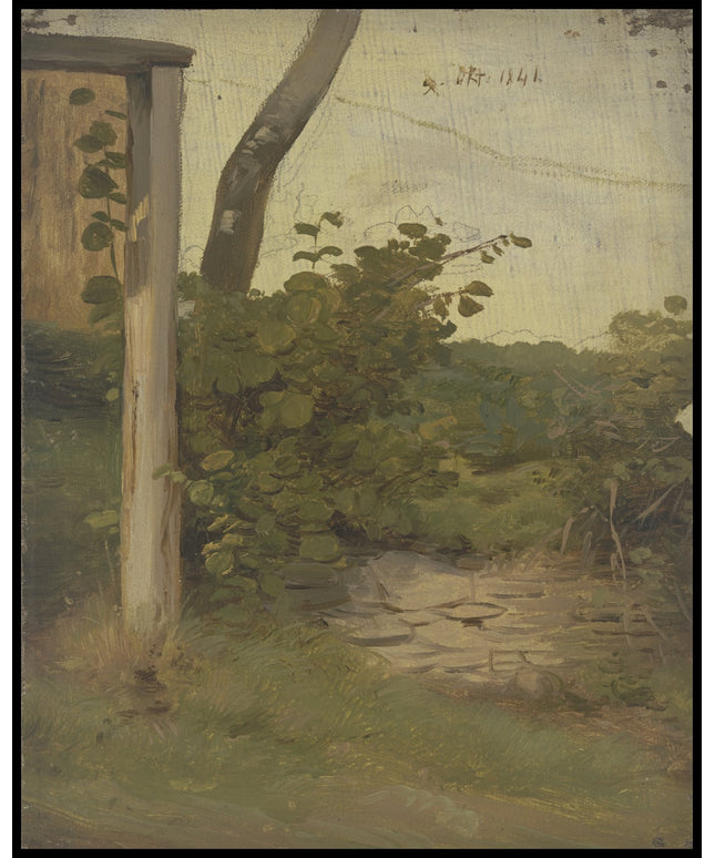 Wiese mit kleiner Mauer