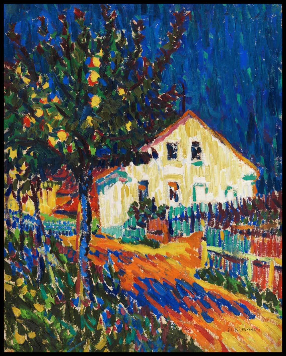 Rue du village avec des pommiers