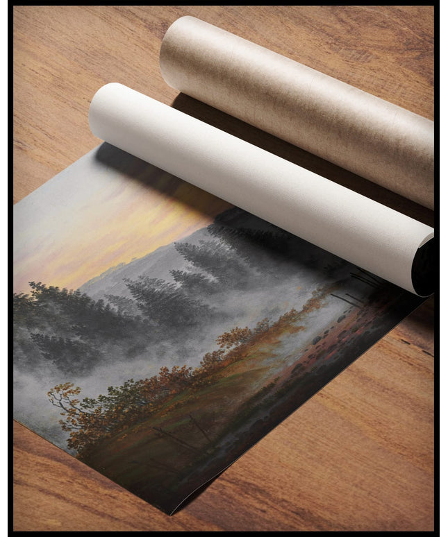 Ein Kunstdruck von einer Morgenszene mit einer Waldlandschaft, angedeutetem Sonnenaufgang und einem Fischerboot, gerollt auf einer Holzoberfläche liegend