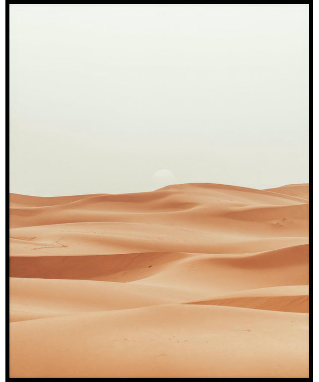 Ein Poster von den weichen, geschwungenen Sanddünen der Sahara.