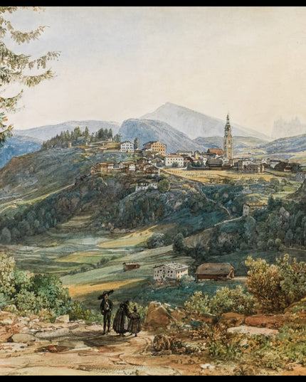 Ansicht von Kastelruth in Südtirol, im Hintergrund die Gebirge des Grödnertales