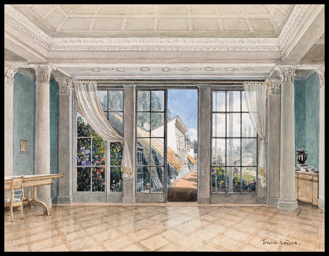 Interieur mit Ausblick in einen Garten