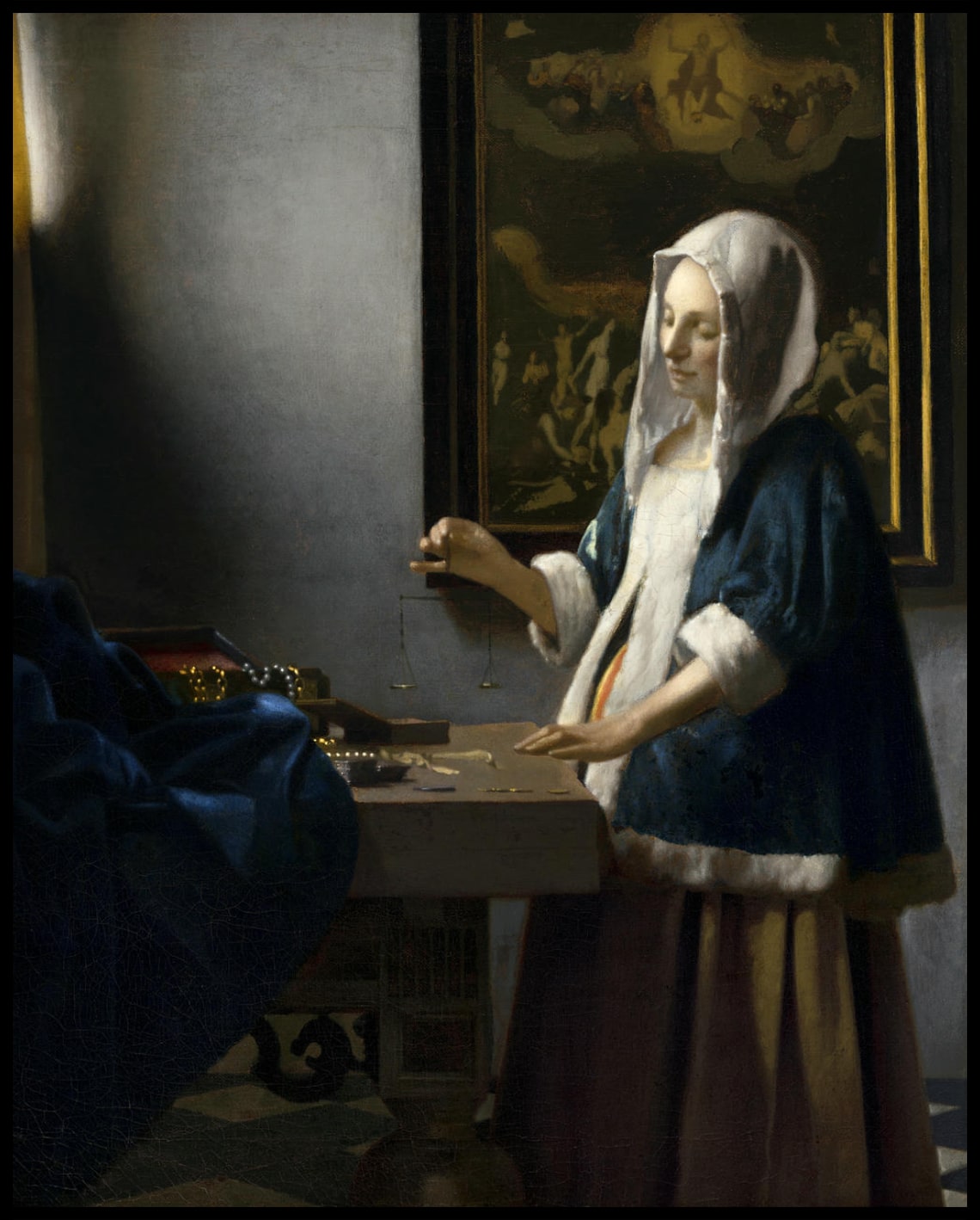Femme avec une balance